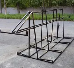 Пирамида для перевозки стекла в кузове